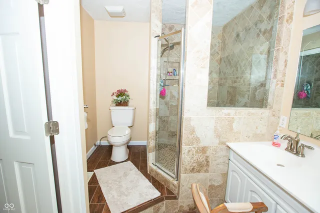 $238,000 | 8105 Foxchase Drive, Indianapolis, IN 46256