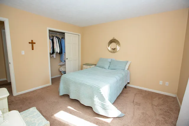 $238,000 | 8105 Foxchase Drive, Indianapolis, IN 46256