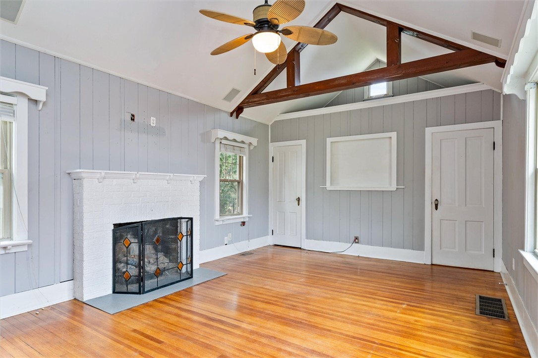 227 Walzer Road Irondequoit, NY 14622 - Photo 24 of 48