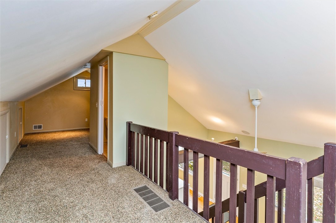 227 Walzer Road Irondequoit, NY 14622 - Photo 32 of 48