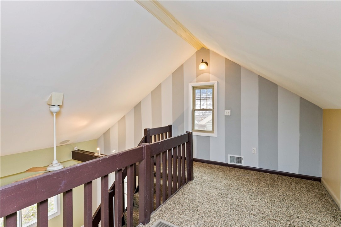 227 Walzer Road Irondequoit, NY 14622 - Photo 33 of 48