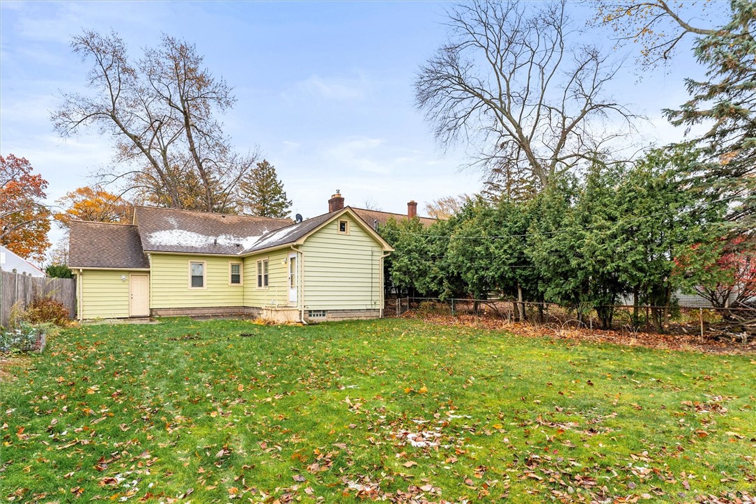 227 Walzer Road Irondequoit, NY 14622 - Photo 42 of 48