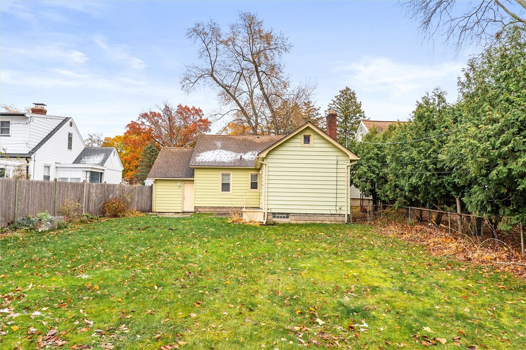 227 Walzer Road Irondequoit, NY 14622 - Photo 43 of 48