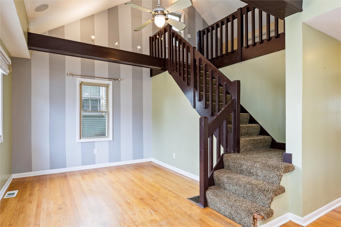 227 Walzer Road Irondequoit, NY 14622 - Photo 6 of 48