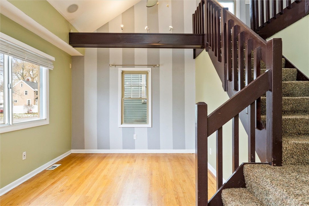 227 Walzer Road Irondequoit, NY 14622 - Photo 7 of 48