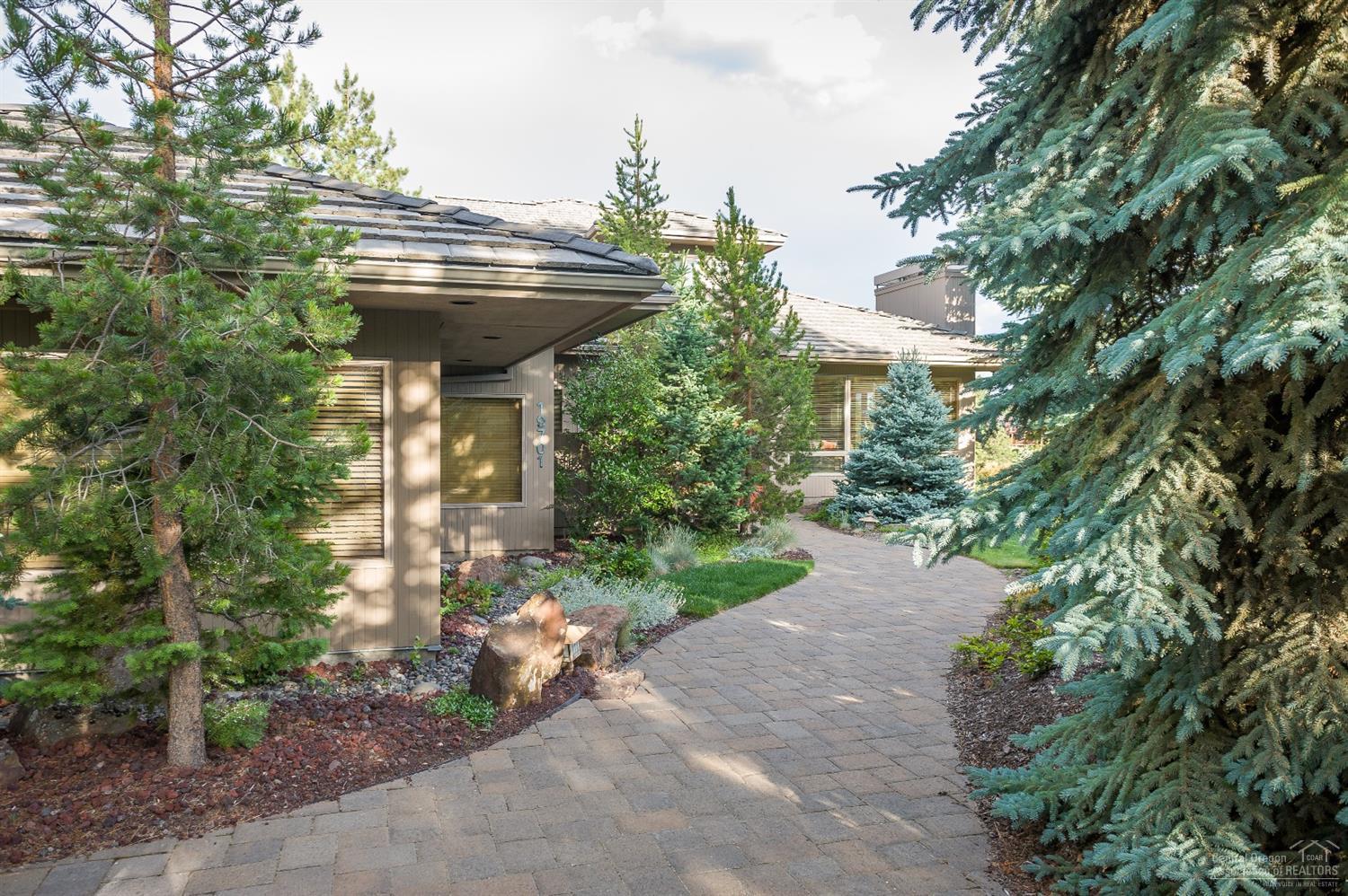 19701 Sunshine Way Bend, OR 97702 - Photo 3 of 25 A gracious entry leads to this lovely ho