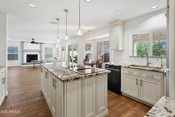 $795,000 | 571 North Kingston Street, Gilbert, AZ 85233