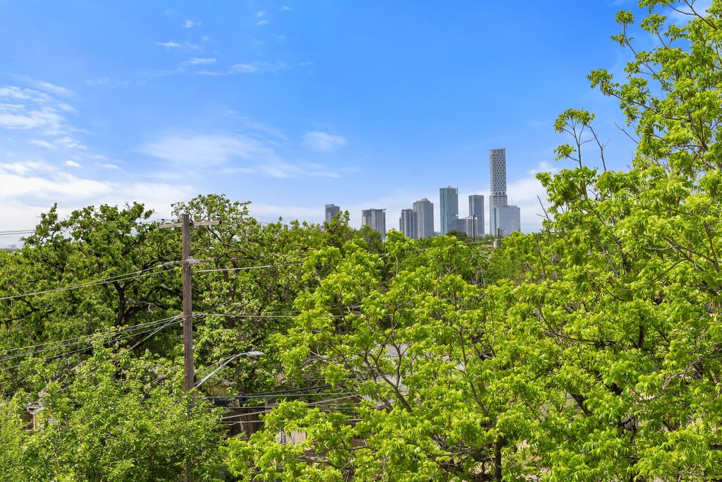 2602 East 13th Street Austin, TX 78702 - Photo 23 of 27 Those views are even better under the stars.
