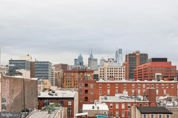 $279,000 | 12 Letitia Street, Unit 201, Philadelphia, PA 19106