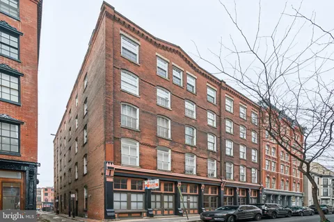 $299,000 | 12 Letitia Street, Unit 201, Philadelphia, PA 19106