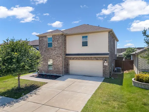 $2,900 | 8721 Antelope Flat Lane, Fort Worth, TX 76131