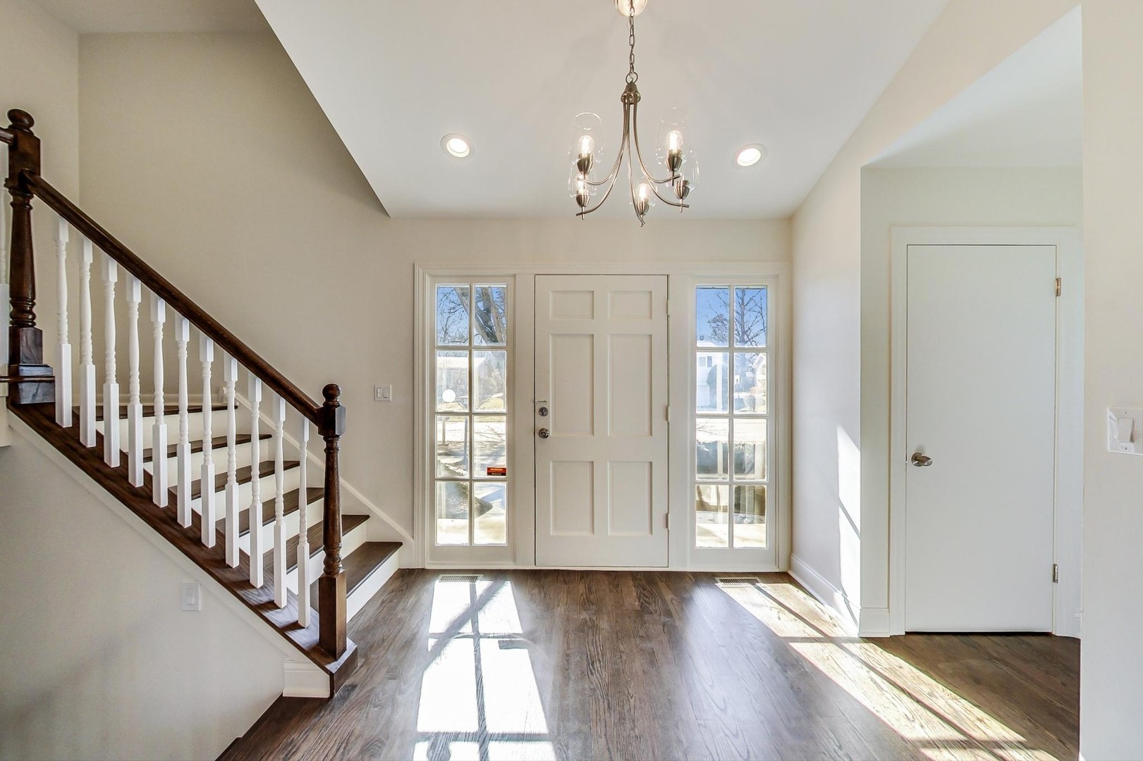 1835 Smith Road Northbrook, IL 60062 - Photo 5 of 54