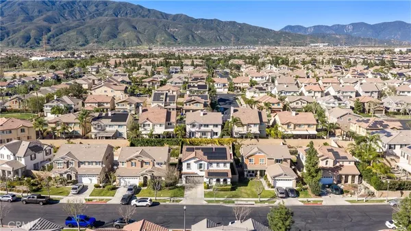 $859,000 | 15790 Rock Point Lane, Fontana, CA 92336