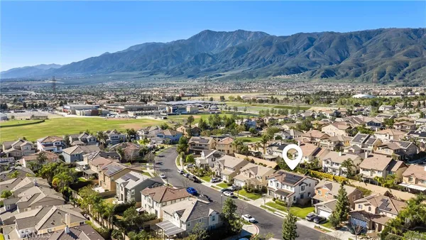 $859,000 | 15790 Rock Point Lane, Fontana, CA 92336