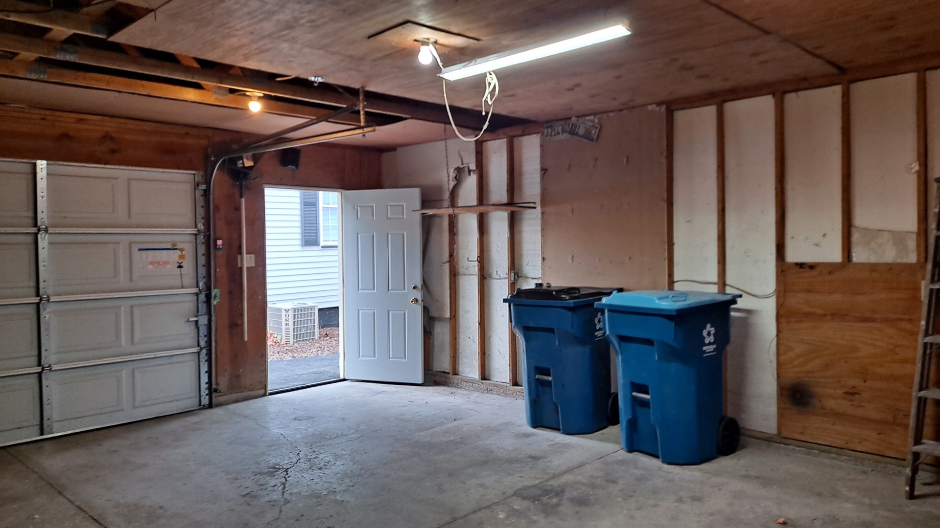 122 Portland Avenue Oglesby, IL 61348 - Photo 19 of 21 a view of a storage room