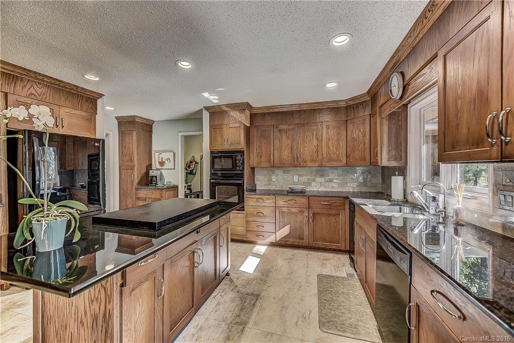 3055 Point Clear Drive Tega Cay, SC 29708 - Photo 8 of 24 Gallery Image 8