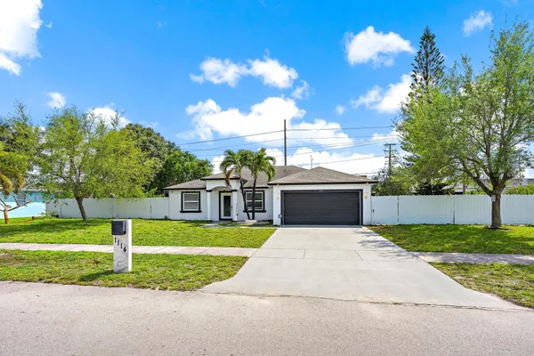 $565,000 | 1114 Cochran Drive, Lake Worth Beach, FL 33461
