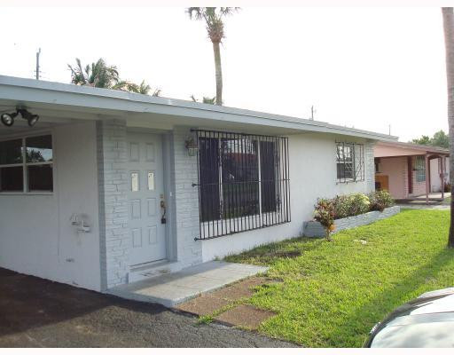 5548 Southwest 6th Street Margate, FL 33068 - Photo 2 of 4 Exterior Front