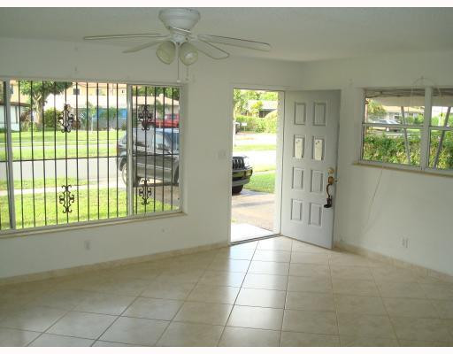 5548 Southwest 6th Street Margate, FL 33068 - Photo 4 of 4 Den/Family/Great Room