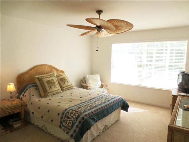 762 Southwest Balmoral Trace Stuart, FL 34997 - Photo 7 of 24 Gallery Image 7