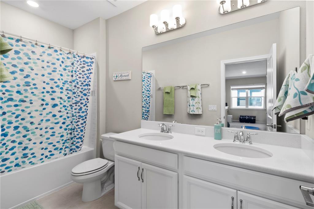 7763 Nightfall Terrace Sarasota, FL 34241 - Photo 28 of 81