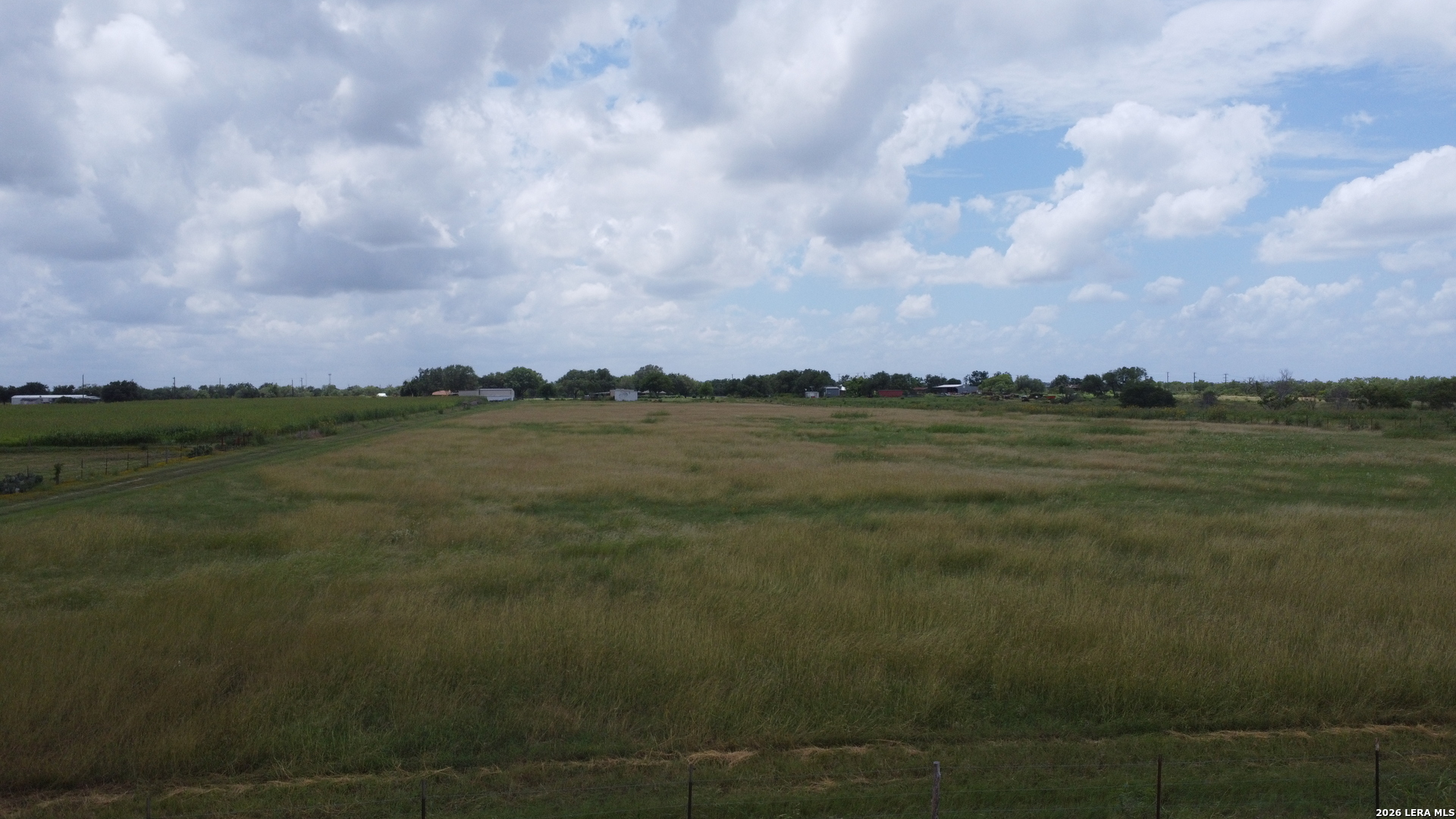 902 North Graytown Road St. Hedwig, TX 78152 - Photo 35 of 41 Gallery Image 35