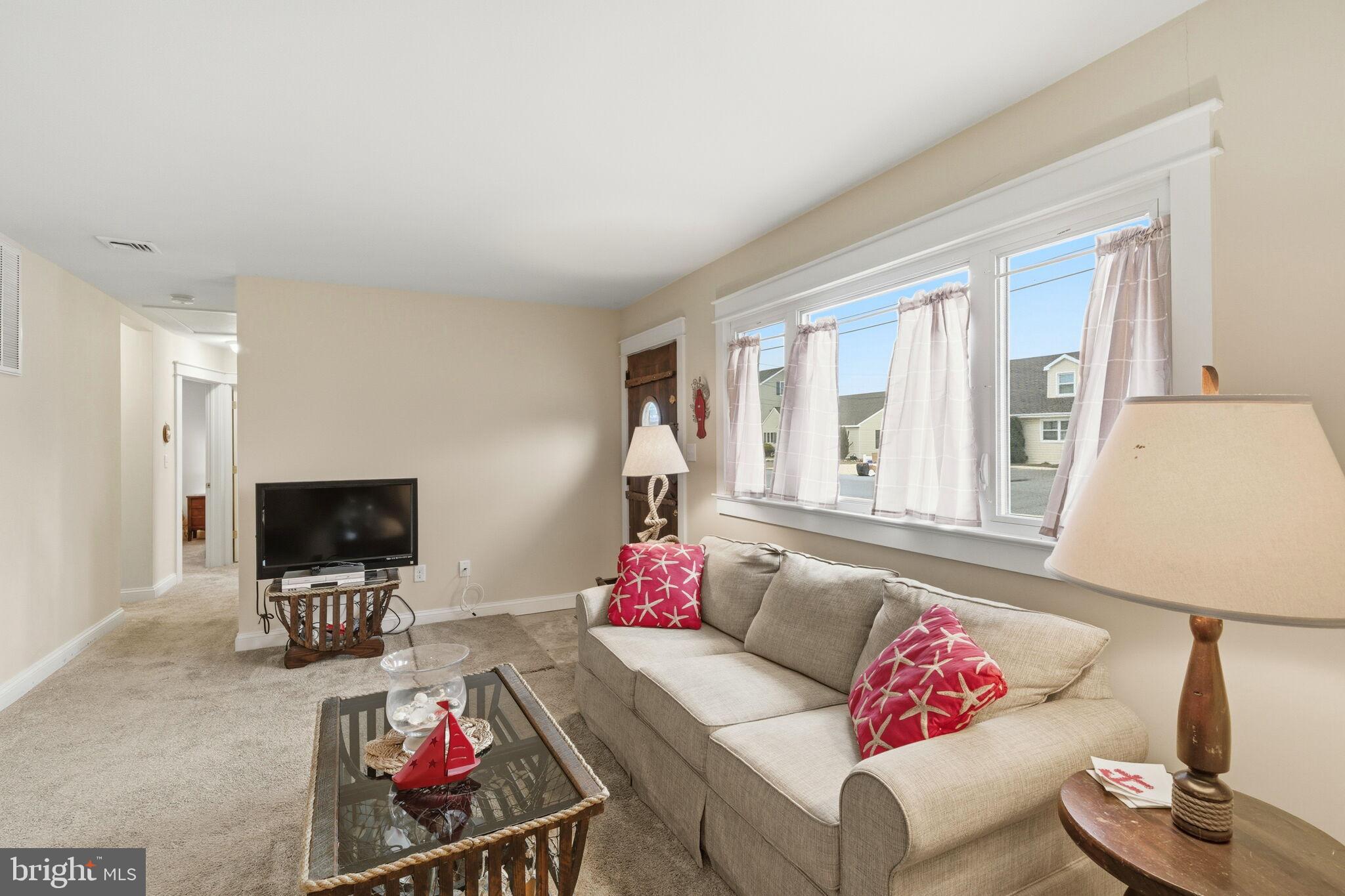 109 Caldwell Road Barnegat, NJ 08005 - Photo 6 of 47