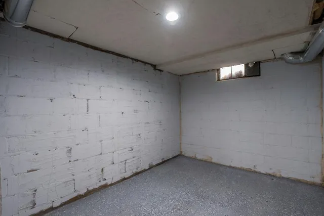 $222,000 | 308 West Greenwood Avenue, Waukegan, IL 60087