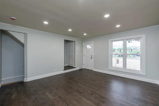 $222,000 | 308 West Greenwood Avenue, Waukegan, IL 60087