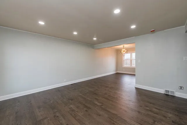 $222,000 | 308 West Greenwood Avenue, Waukegan, IL 60087