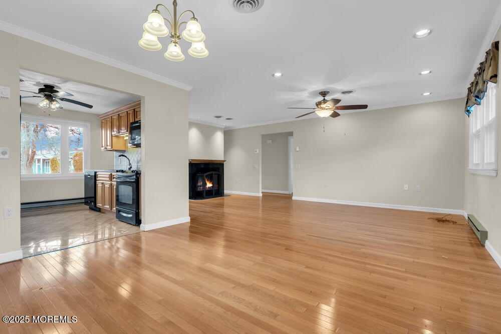 9 Apple Lane Whiting, NJ 08759 - Photo 6 of 17 a view of a livingroom with a kitchen