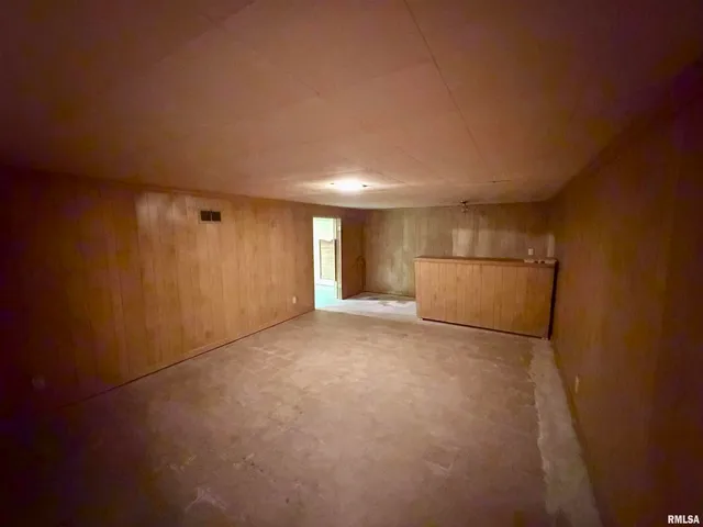 $85,000 | 712 3rd Street, Seaton, IL 61476