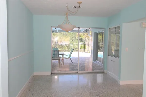 $3,999 | 2705 South Brink Avenue, Sarasota, FL 34239