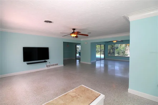 $3,999 | 2705 South Brink Avenue, Sarasota, FL 34239