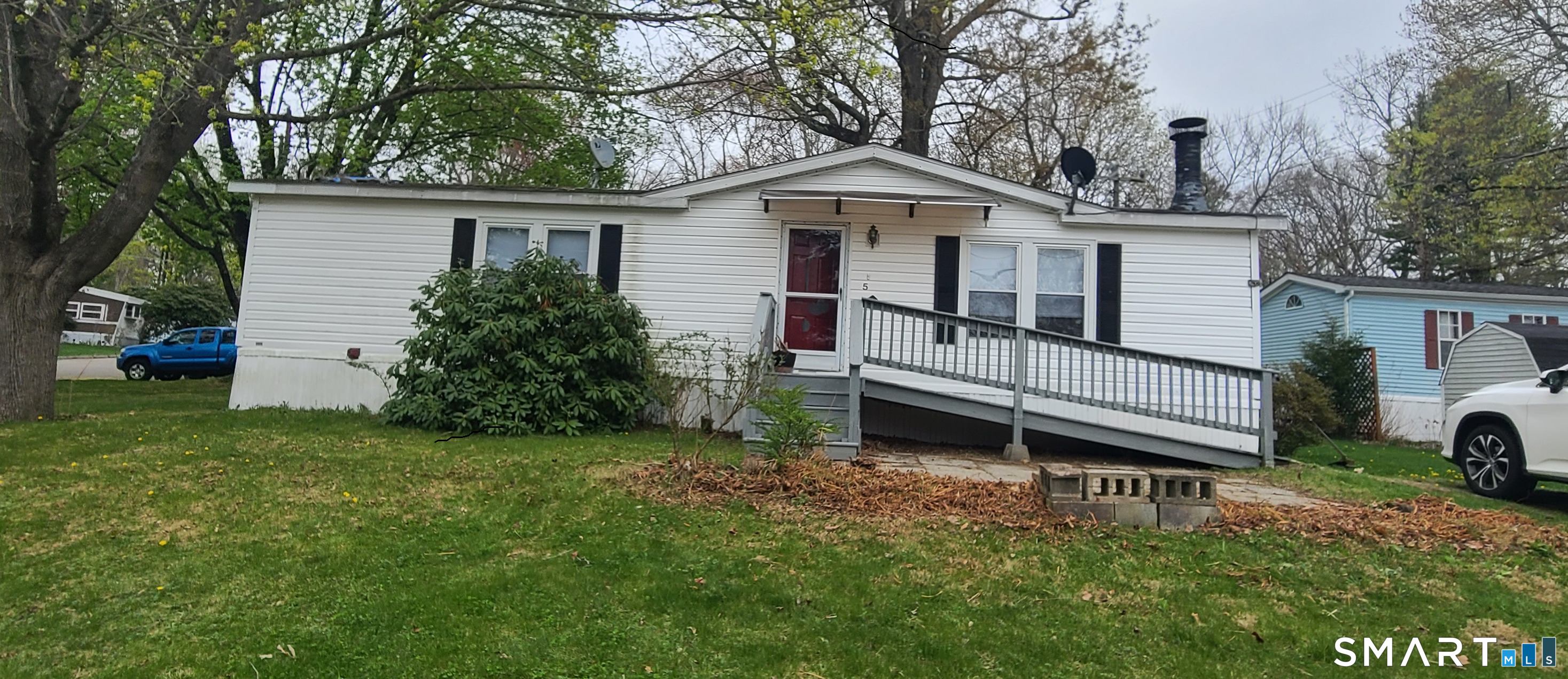 5 Fairway Drive Windham, CT 06280 - Photo 1 of 11