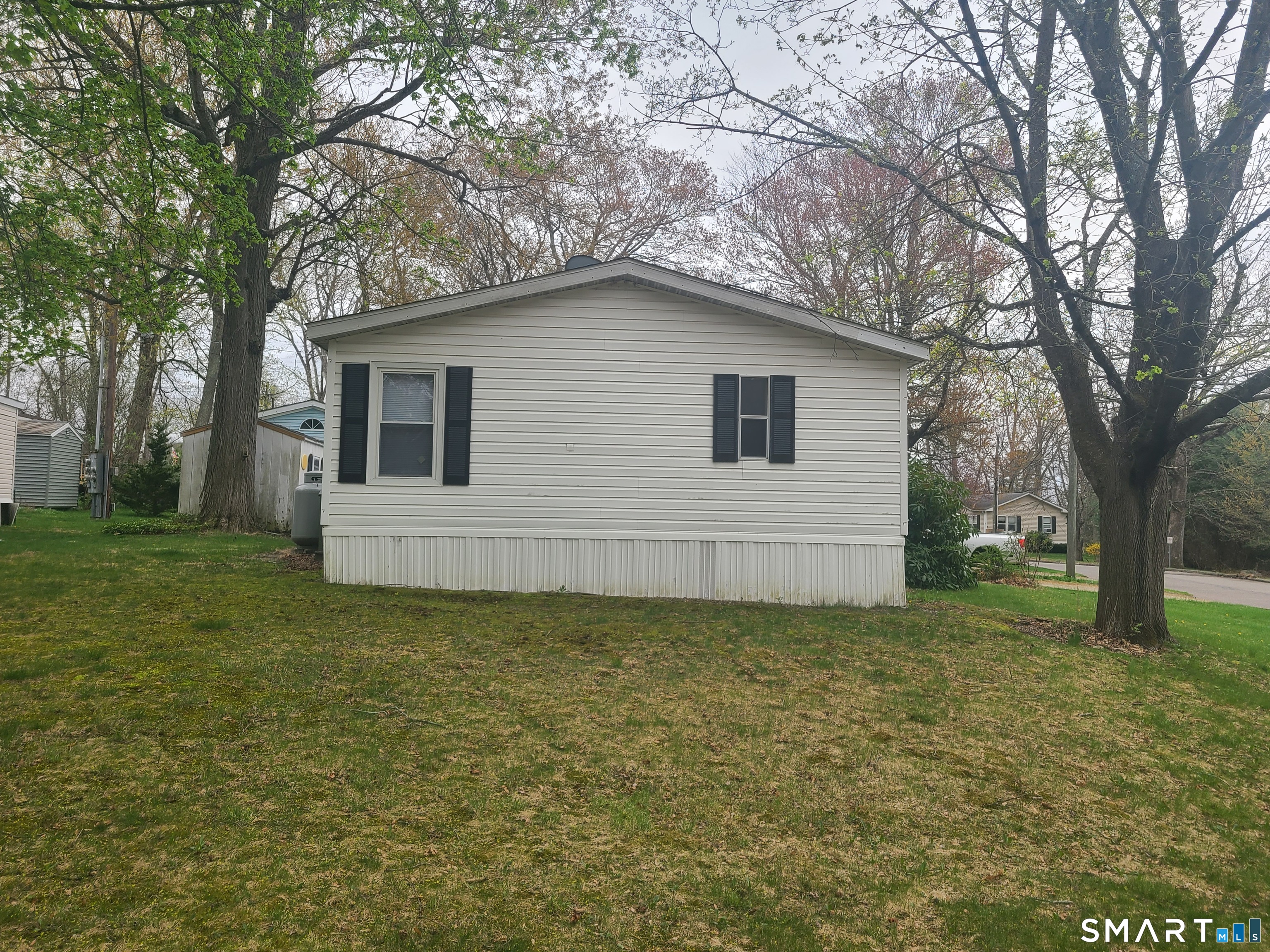 5 Fairway Drive Windham, CT 06280 - Photo 4 of 11