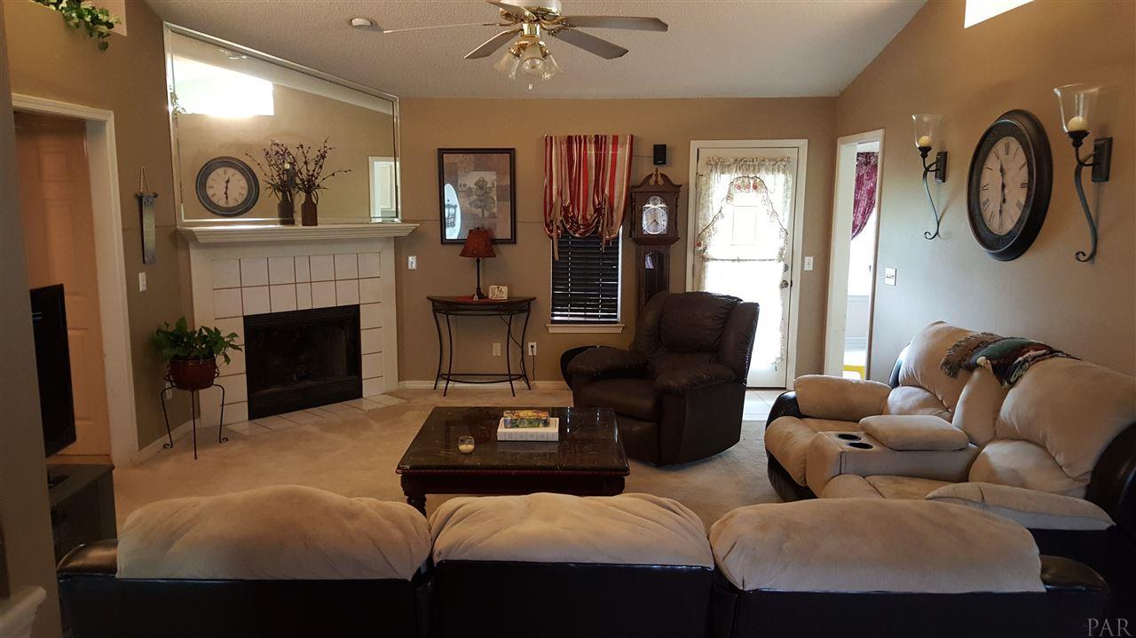 2795 West Roberts Road Cantonment, FL 32533 - Photo 6 of 17 Gallery Image 6