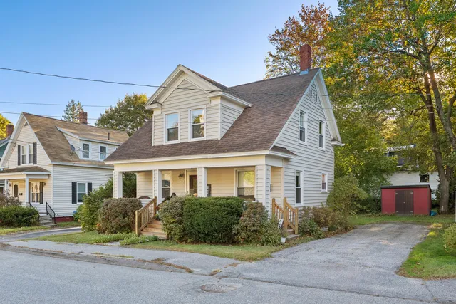 $290,000 | 15 Linden Street, Auburn, ME 04210