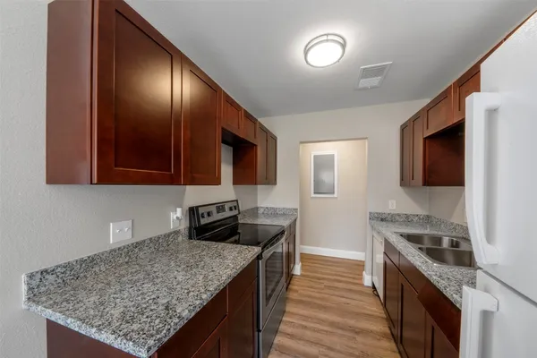 $156,900 | 9371 Pagewood Lane, Houston, TX 77063