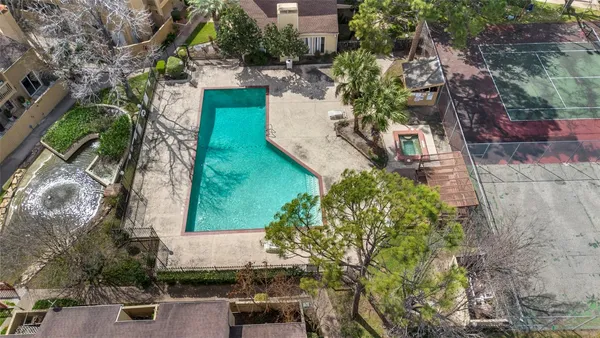 $156,900 | 9371 Pagewood Lane, Houston, TX 77063