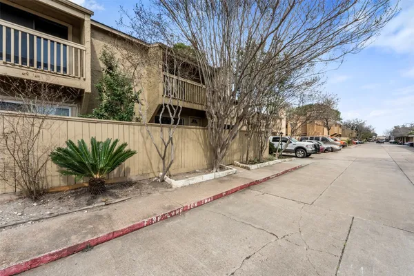 $156,900 | 9371 Pagewood Lane, Houston, TX 77063