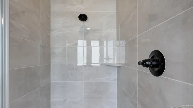 $599,900 | 237 Hidalgo, Boerne, TX 78006