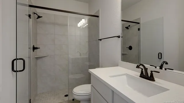 $599,900 | 237 Hidalgo, Boerne, TX 78006