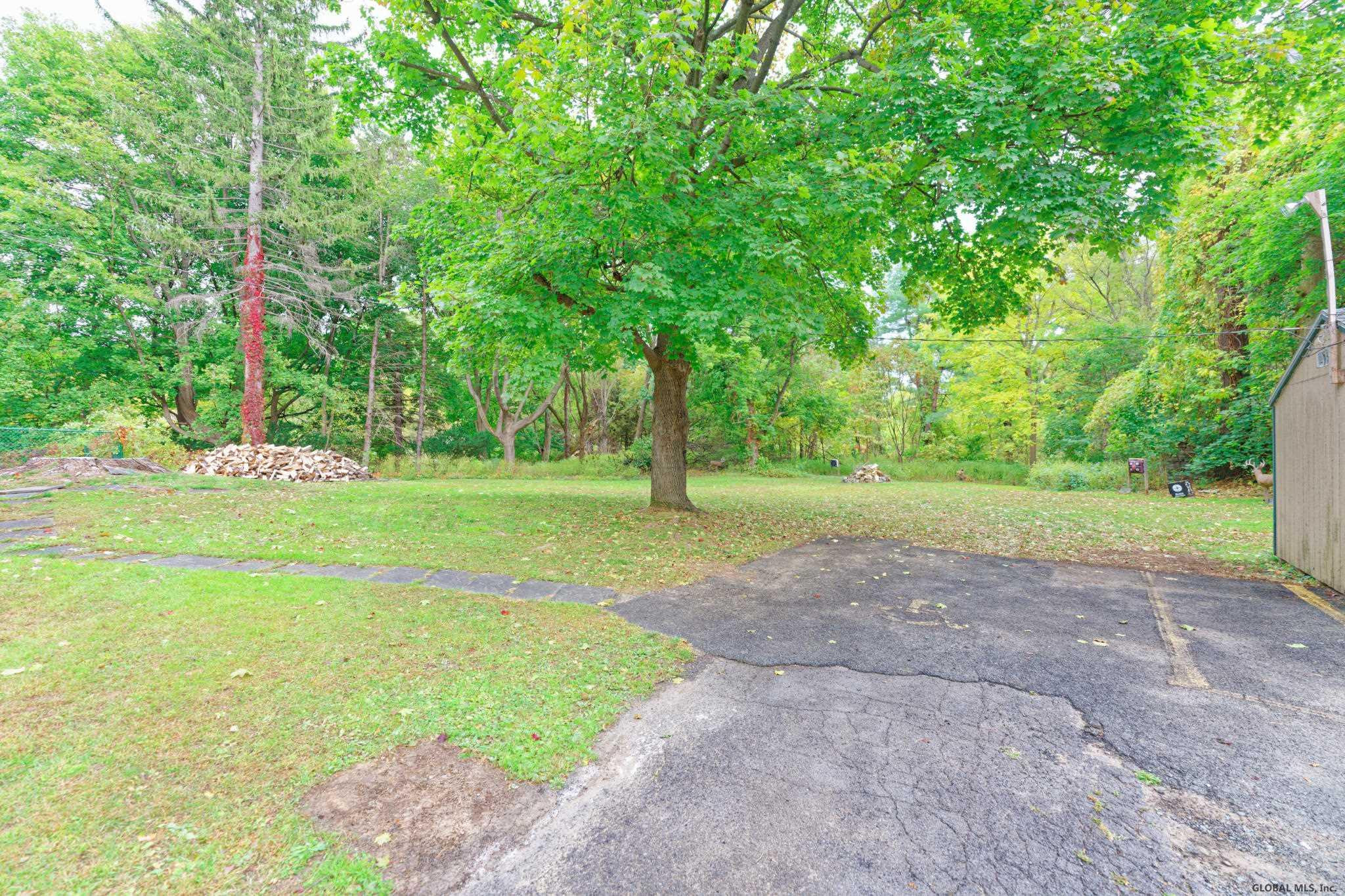 778 Rte 9W Bethlehem, NY 12077 - Photo 24 of 36 Photo 38