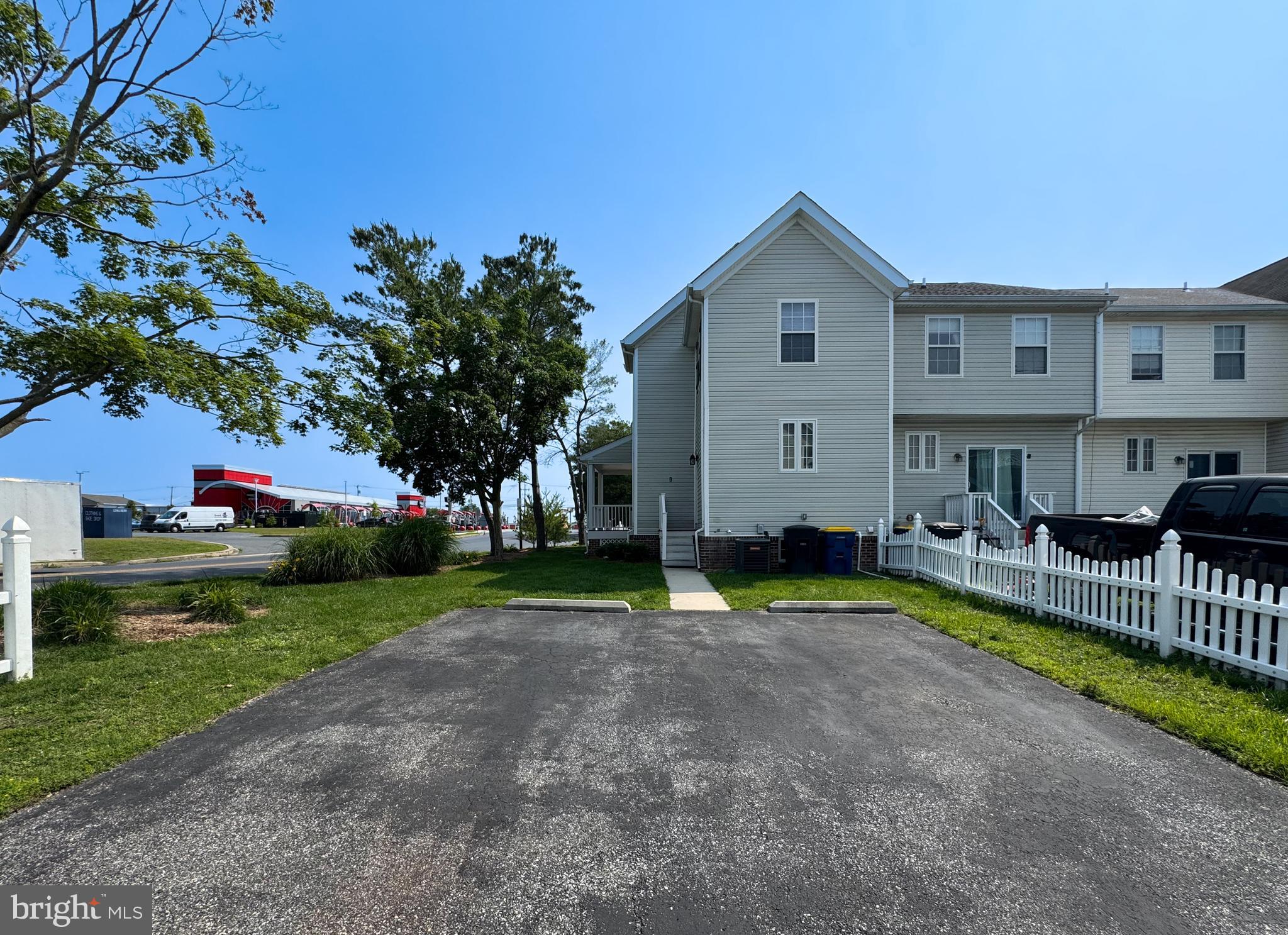 656 Venue Drive Dover, DE 19901 - Photo 4 of 29 a view of a house with a yard