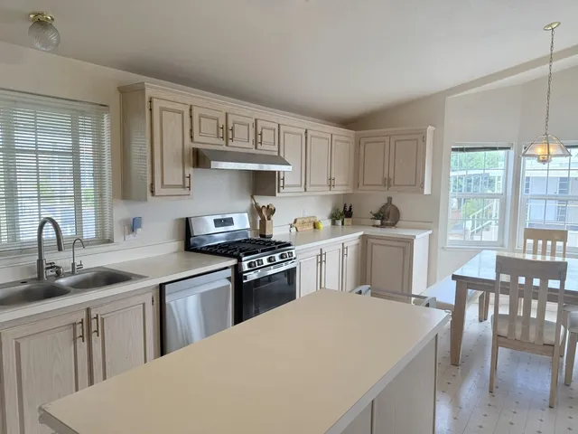 $489,000 | 5770 Winfield, Unit 122, San Jose, CA 95123