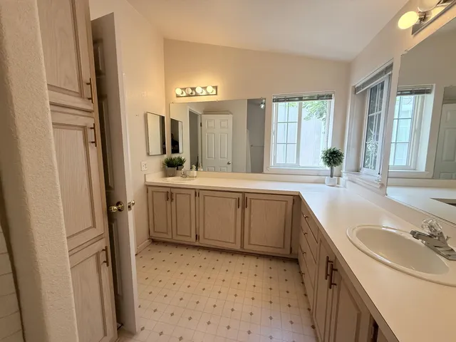 $489,000 | 5770 Winfield, Unit 122, San Jose, CA 95123