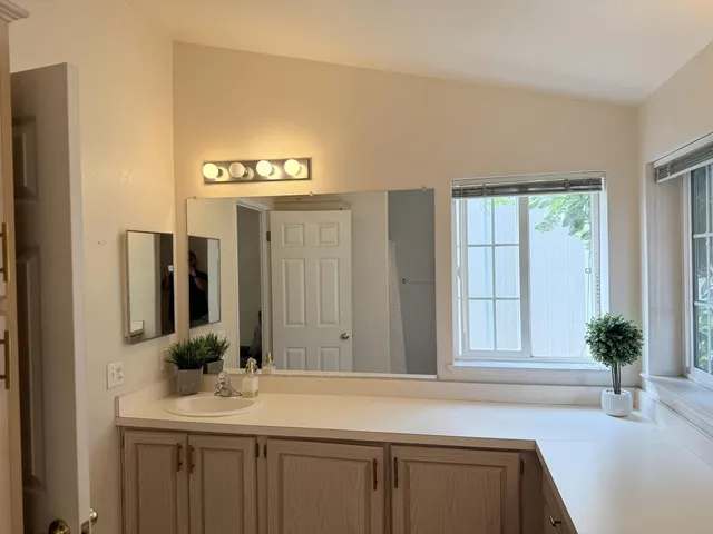 $489,000 | 5770 Winfield, Unit 122, San Jose, CA 95123