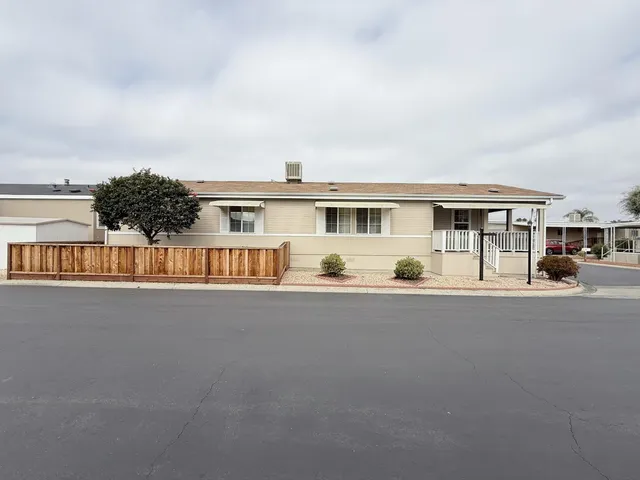 $489,000 | 5770 Winfield, Unit 122, San Jose, CA 95123