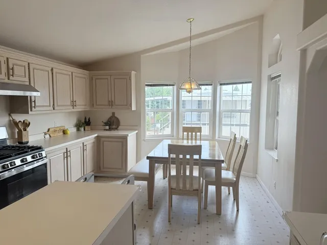 $489,000 | 5770 Winfield, Unit 122, San Jose, CA 95123